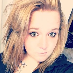 Meet your Posher, Shayelan